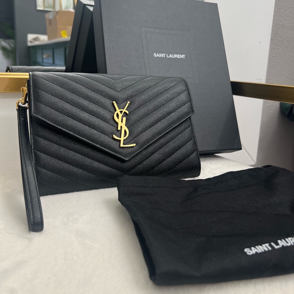 Cassandre Flap Pouch